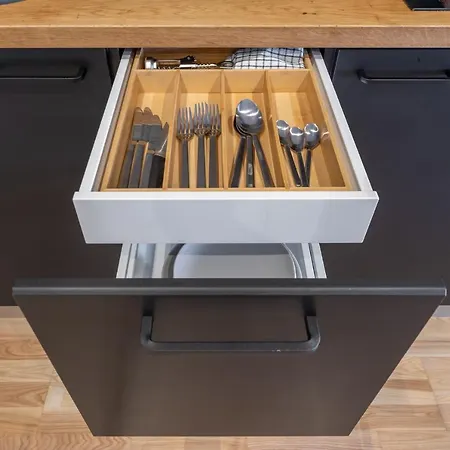 Romantic And Spacious In Old Town *