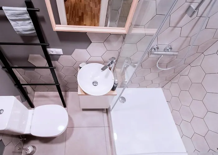 Romantic And Spacious In Old Town *